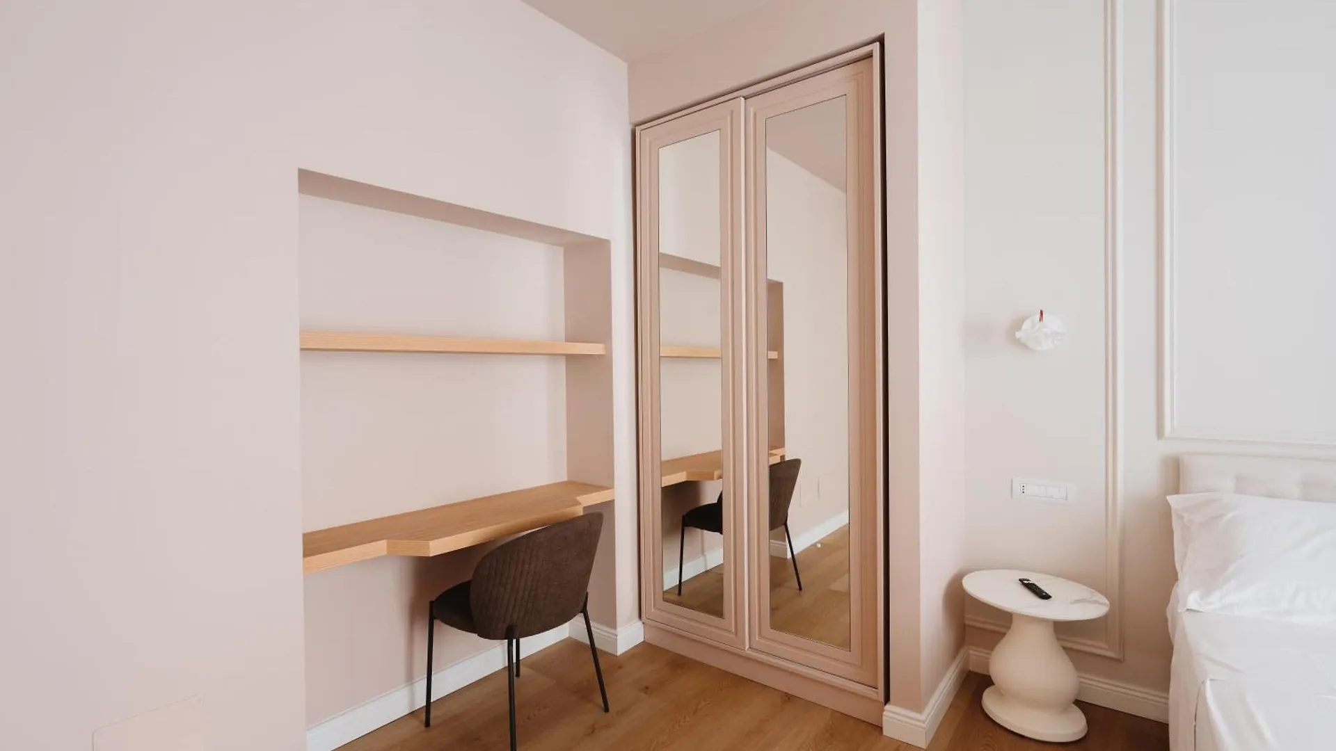 Firenze Boutique Rooms Rzym Pensjonat